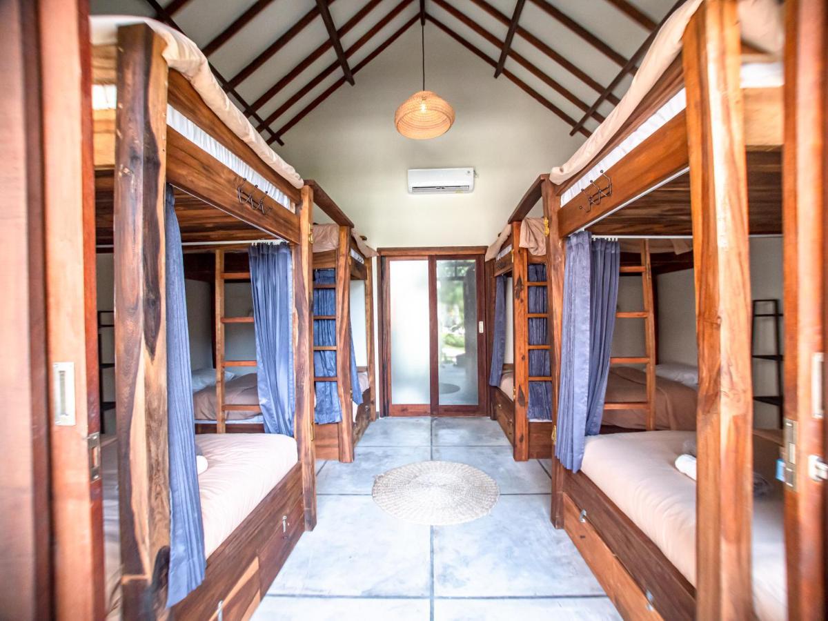 Lmbk Surf House Hotel Kuta  Exterior photo